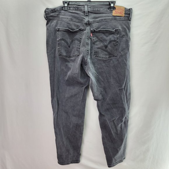 Levi's Women's High Waisted Women's Mom Jeans Denim Black - Size 18 - Picture 2 of 5